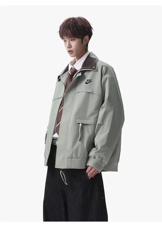 F030442宽松版型亲肤柔软立体剪裁防风保暖随性时髦翻领外套夹克 商品图4