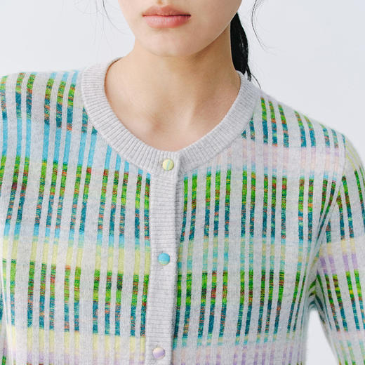 东黎 • 万物复苏 白桦林 山羊绒女士圆领彩条开衫 6040 商品图5