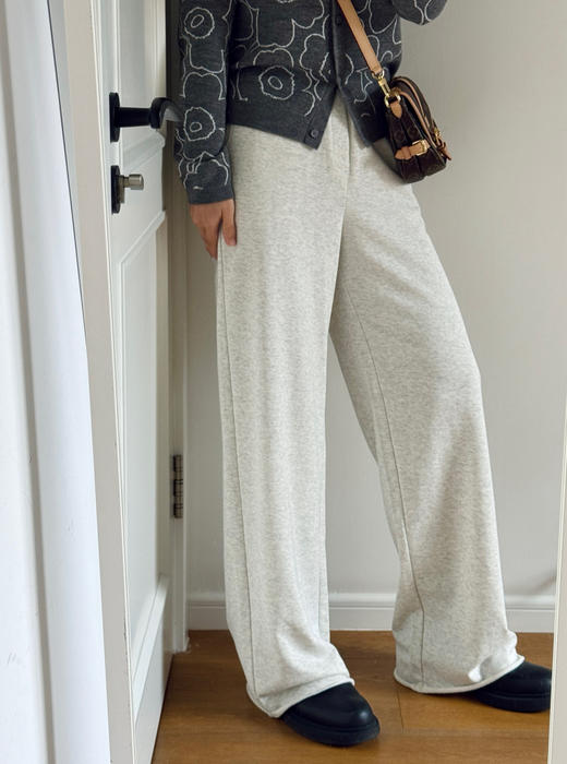 26春夏--腿型救星~巨显瘦显腿直毛边脚口直筒休闲裤【包邮+三天无理由退换】 商品图11