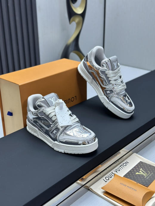 春季特惠💰650 LV 公司级 # 驴牌 Trainer 低帮休闲板鞋 商品图2