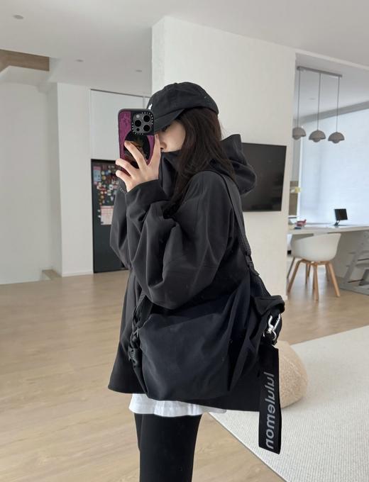 一店k （好东西！贸易公司订单货！）加绒小雨衣 | RepelShell 三防面料 背部抽绳加绒压胶冲锋衣全新冷热压胶工艺 不起皱  版型长短也哇塞  比例超赞！ 商品图2