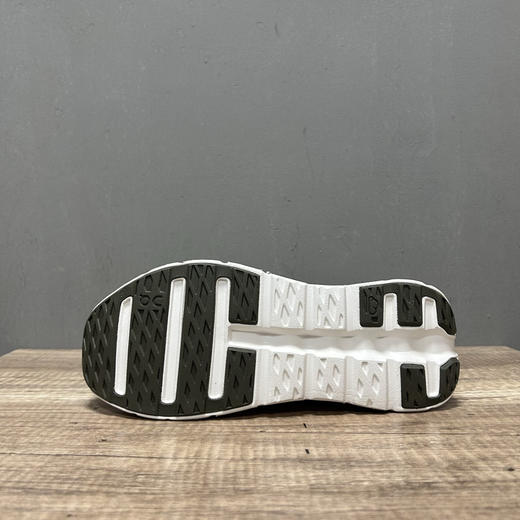 春季特惠💰320 On 昂跑 Cloudtilt 圆头系带 减震耐磨 低帮 生活休闲鞋 商品图8