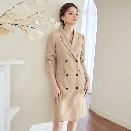 IWY/卡其色西装领连衣裙女职场高级感显瘦中长款收腰裙子工作服WQ152 商品图4