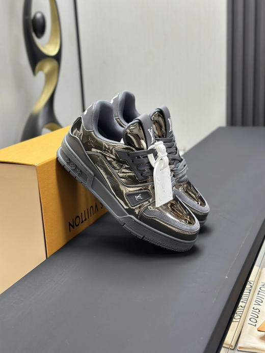 春季特惠💰650 LV 公司级 # 驴牌 Trainer 低帮休闲板鞋 商品图3