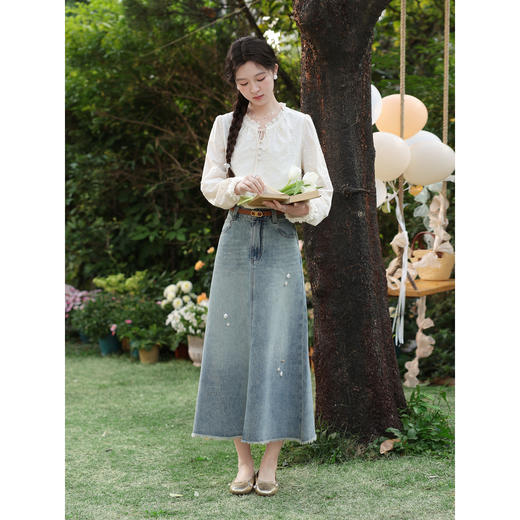 鹿向南「漫漫风月」法式设计感衬衫女春季新款宽松提花长袖上衣 商品图2