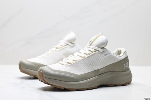 覆盖防水 低帮户外登山徒步鞋 商品图1