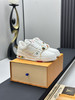 春季特惠💰650 LV 公司级 # 驴牌 Trainer 低帮休闲板鞋 商品缩略图1