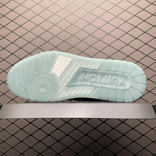 春季特惠💰720 LV 纯原版本 # 驴家 Trainer 低帮休闲板鞋 商品图4