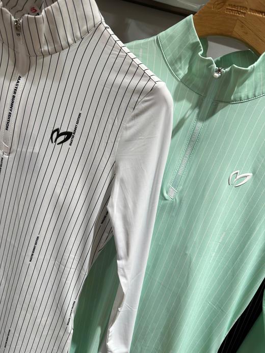 兔耳朵🐰家春夏新款女士印花立领薄长袖来了！🆕 这种材质非常喜欢😘夏天上身凉快又防晒，对身材修饰的非常好👍🏻 姐妹们，强烈推荐✨必入款大爱自留！每一处都值得细品，印花别致，上身带温柔气质属性! 商品图1