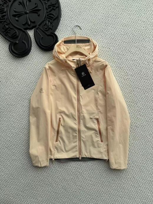 F030486多片剪裁拼接+内弧拼接收腰设计女款M8连帽软壳冲锋衣 商品图14