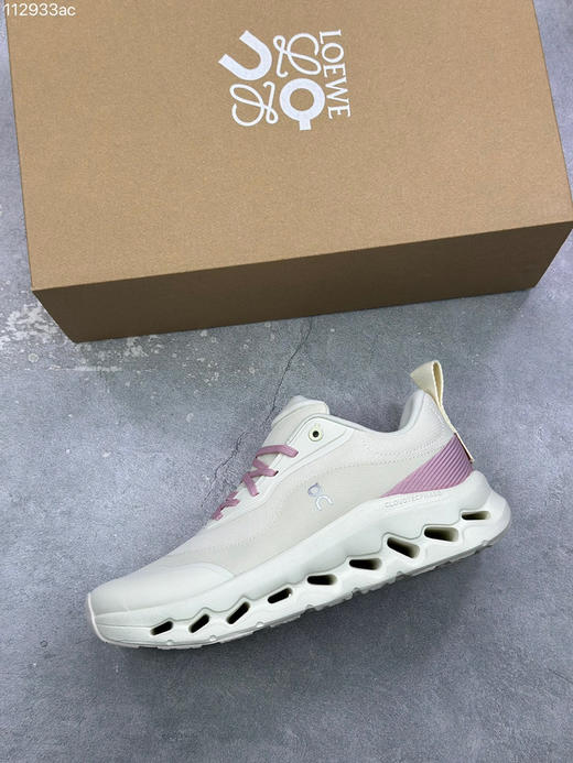 春季特惠💰330 Loewe x ON 罗意威昂跑联名 Cloudtilt 2.0 系列 高品质出货 商品图2