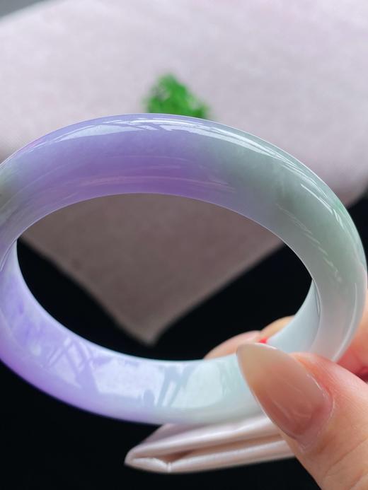 56正圈翡翠手镯 商品图1