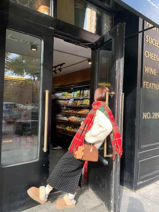 <曾小咸推荐>3.8现货秒杀 ！微信超特价！韩系波点半裙 日常169.99 立减80 秒杀89.99！！ 温柔感毛衣 秒杀99.99！！ 商品图10