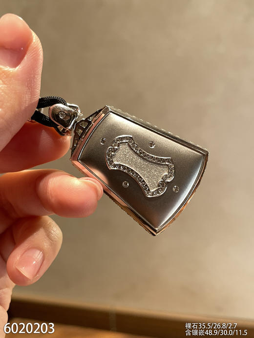 老坑艳绿无事牌吊坠【6020203】具体价格微信咨询 商品图8