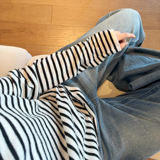 2603115    “松弛女王”条纹上衣 真丝羊绒 商品图4