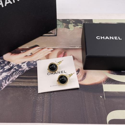 香奈儿 黑白球耳钉 （XTY） 商品图2