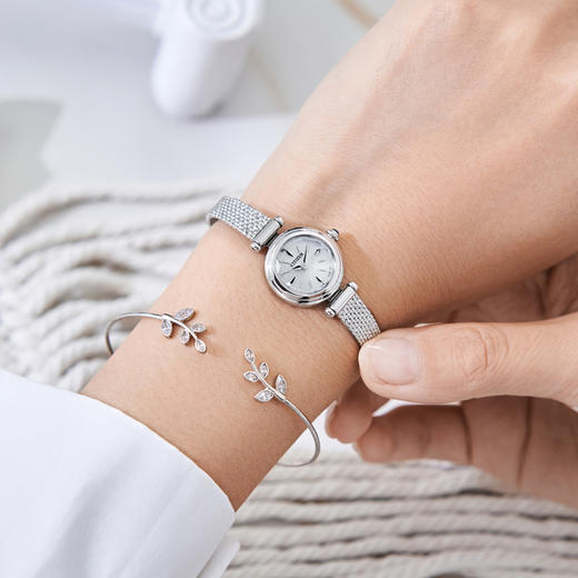 西铁城切割水晶玻璃女款腕表EG7080-53A 商品图6