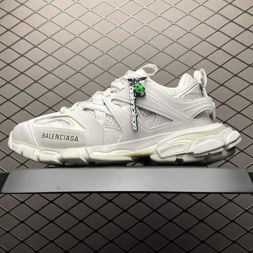 春季特惠💰630 巴黎世家 Track Sneaker 巴黎世家三代 挂饰款 户外概念复古老爹鞋 商品图0