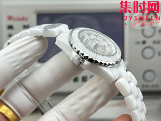 YYDS香奈儿 J12陶瓷系列 33mm透底机械 女士腕表 商品图6