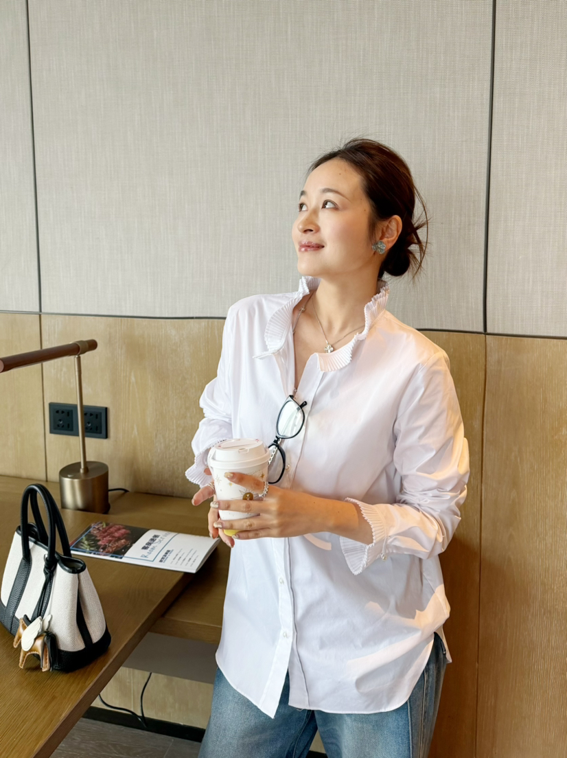 2603112    “维多利亚”优雅知性 府绸棉 白衬衫