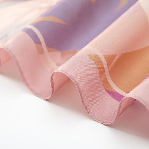 万事利双面印花小方巾-琼枝雅韵 商品图3