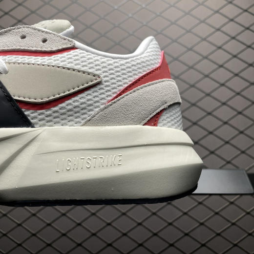 春季特惠💰340 AD 阿迪 Light Blaze 网面透气跑步鞋 商品图3