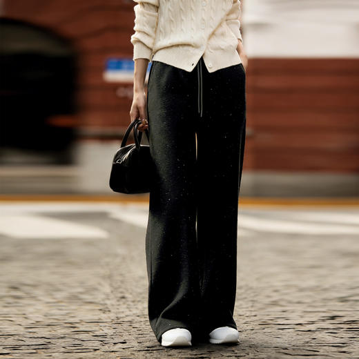 【超模君严选】LONGNVFAIR 银河细闪亮片黑色毛呢卫衣/裤子 毛呢面料，C位战袍 触感软糯温润，遮肉显瘦 商品图1