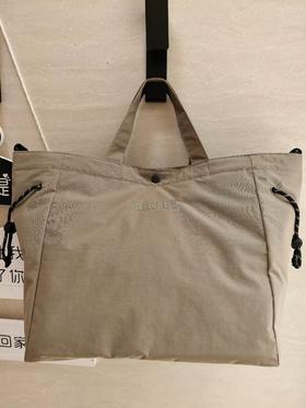 艾高 斜挎包中  BS024-F .