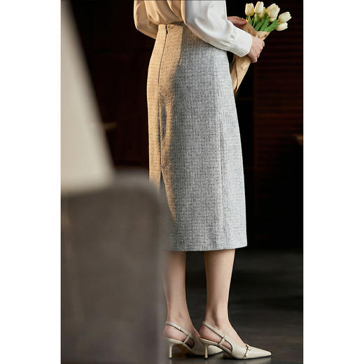 「银灰格调」小香风套装 米思阳2026春季高级感浅灰色小香风单排扣外套高腰半身裙两件套女4477 商品图10