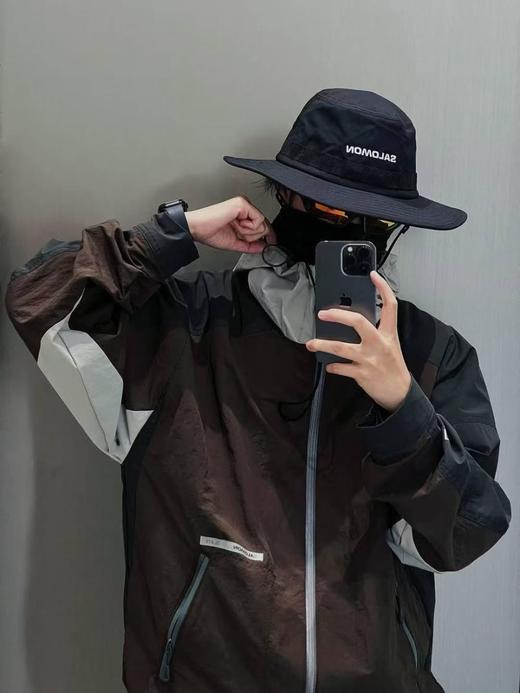 点此购买 萨洛蒙SLATE系列春秋季男女款户外防风连帽夹克 md 341369 商品图10