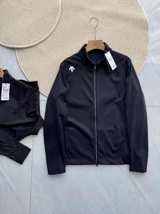 点此购买 迪桑特TRAINING系列男士综训训练针织运动上衣外套 LL 341283 商品图9