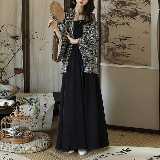 裁缝学苑AS645魏晋褶衣汉服纸样八破裙半身裙倒大袖开衫女装新中式打版 商品图5