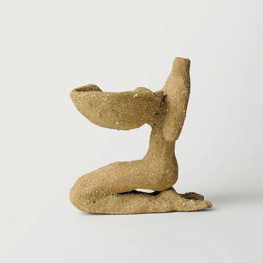 肆楼/「跪坐的胸怀」陶瓷摆件 商品图2