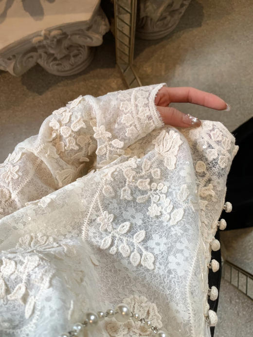 爆款3-7天发货！cosAcosB法式重工刺绣闪片立体水溶蕾丝新中式衬衫3349 商品图2