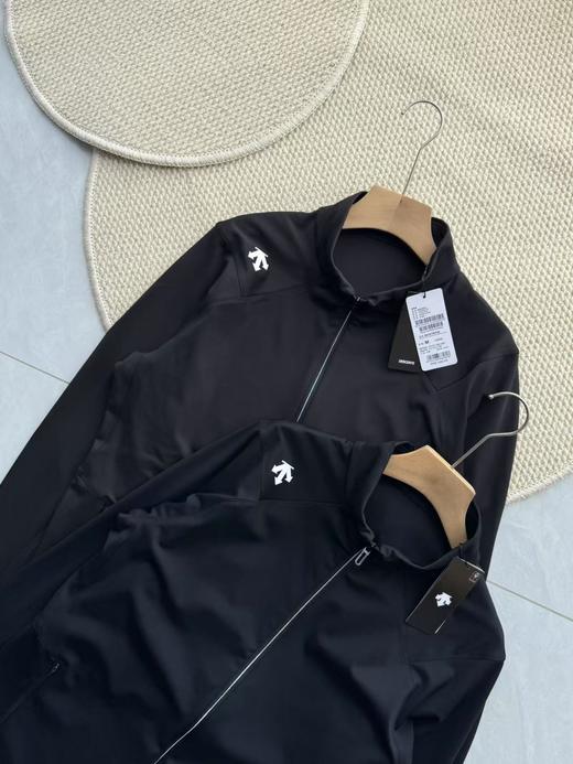 点此购买 迪桑特TRAINING系列男士综训训练针织运动上衣外套 LL 341283 商品图8