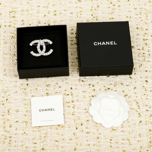 香奈儿 满钻星星珍珠双c胸针（XTY） 商品图7