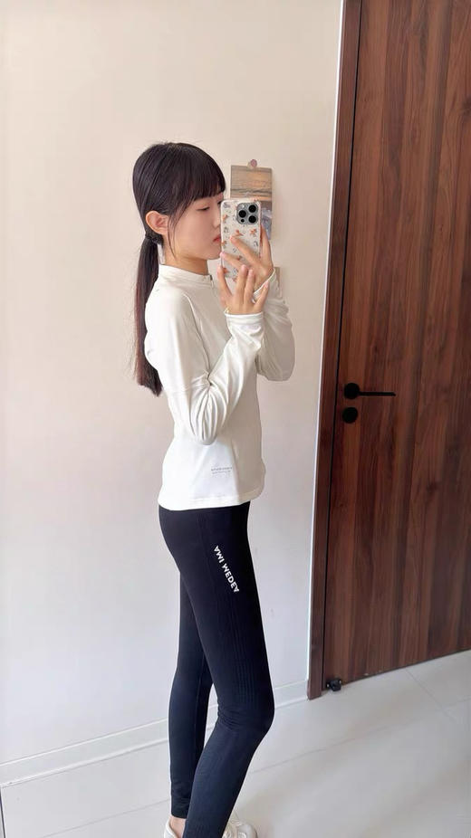 点此购买 迪桑特春秋季Running女士F360半拉链长袖T恤 LL 341286 商品图13