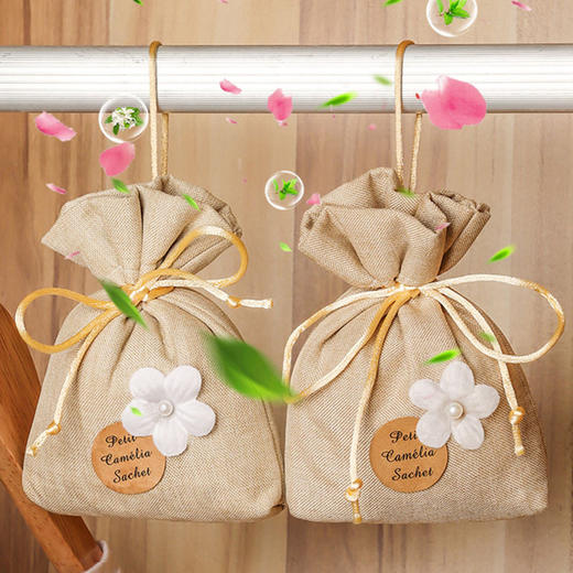 【家中必备！拍1发3】】多用途香囊 汽车用栀子花香薰 衣橱衣柜清香囊 衣物持久 香气除味神器 商品图3