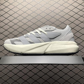 春季特惠💰340 AD 阿迪 Light Blaze 网面透气跑步鞋