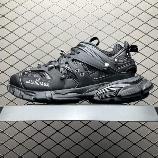 春季特惠💰720 巴黎世家 Track Sneaker 巴黎世家三代 环扣款 户外概念复古老爹鞋 商品图0