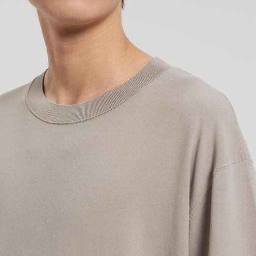 MODE COMMUTER | MC伊力特凉感纱线宽松微落肩圆领短袖线衫 商品图4