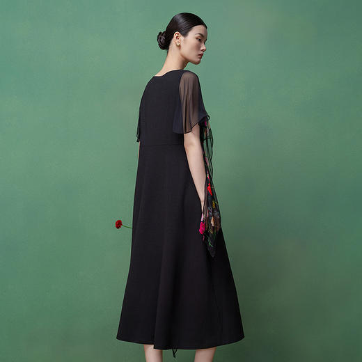 【林栖设计小店】一念春花|黑色优雅百搭桑蚕丝印花飞片2026夏新款连衣裙1962010 商品图4