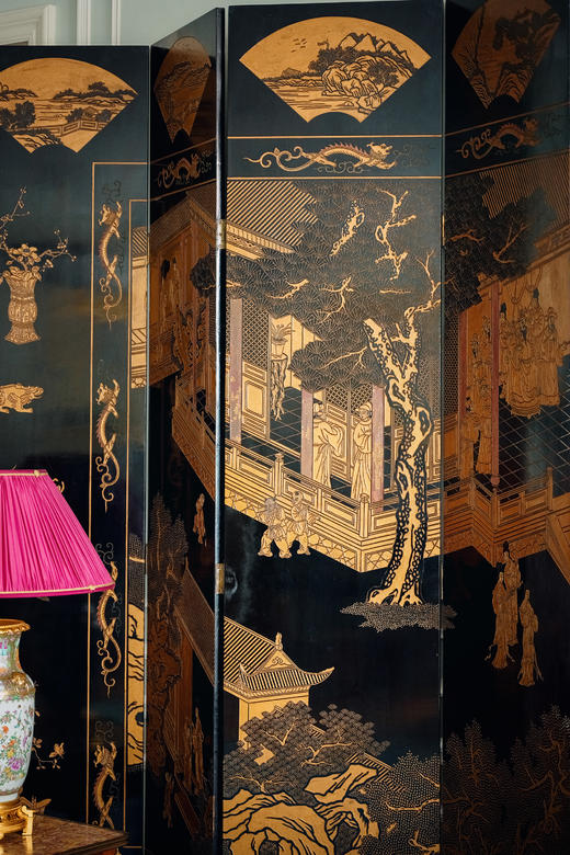 【已售】独角鹿西洋古董20世纪中国出品黑漆描金宫廷楼阁人物题材八扇屏风 商品图10