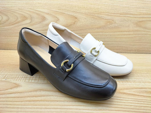 豪行真皮女鞋23330516低帮中跟软皮百搭乐福单鞋 商品图4