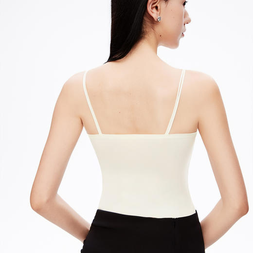 【三件装】草本初色山茶花香氛凉感吊带10A抗菌夏季超薄珍珠背心长款5602款【限时加赠内裤一条】 商品图2