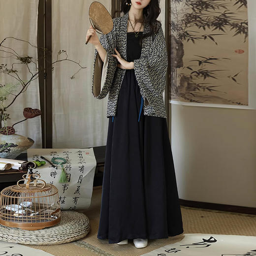 裁缝学苑AS645魏晋褶衣汉服纸样八破裙半身裙倒大袖开衫女装新中式打版 商品图2