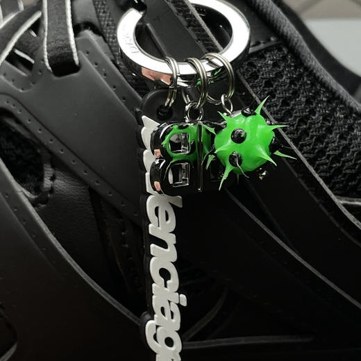 春季特惠💰630 巴黎世家 Track Sneaker 巴黎世家三代 挂饰款 户外概念复古老爹鞋 商品图7