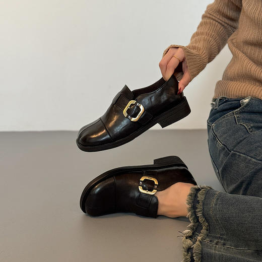 雀说大码皮带扣显瘦平底真皮乐福鞋女黑色百搭软底单鞋软皮圆头小皮鞋 WAL2-313 商品图2