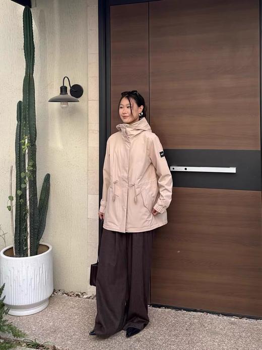 点此购买 艾高春秋季女士防水户外外套 zc 341245 商品图12