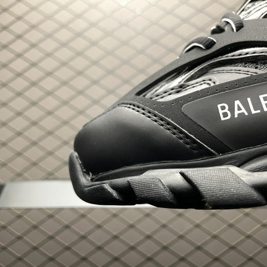 春季特惠💰630 巴黎世家 Track Sneaker 巴黎世家三代 挂饰款 户外概念复古老爹鞋 商品图5